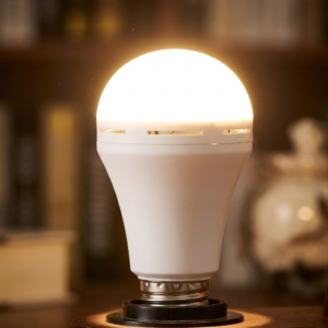 Şarj Edilebilir LED Ampul 35 Watt Soğuk Beyaz Uzun Ömürlü Tasarruflu